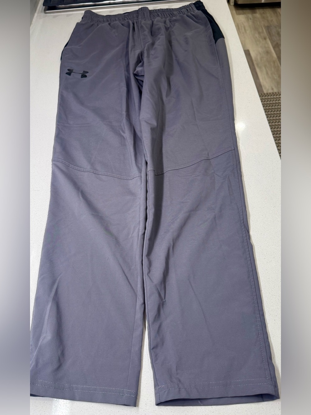 Under Armour Men's Gray Athletic Sweatpants Joggers